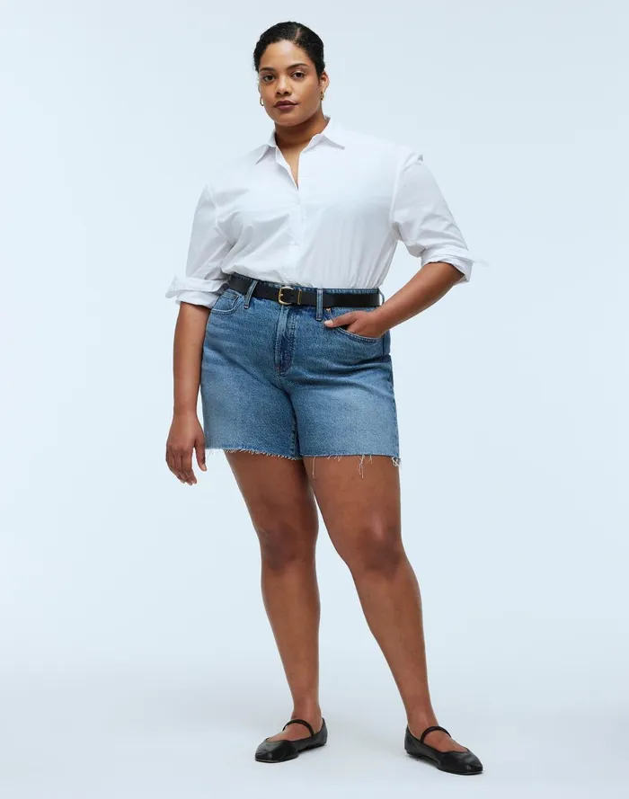 Women Shorts Madewell The Plus Curvy Perfect Vintage MidLength Jean Short In Dewberry Wash Women Shorts Madewell The Plus Curvy Perfect Vintage MidLength Jean Short In Dewberry Wash