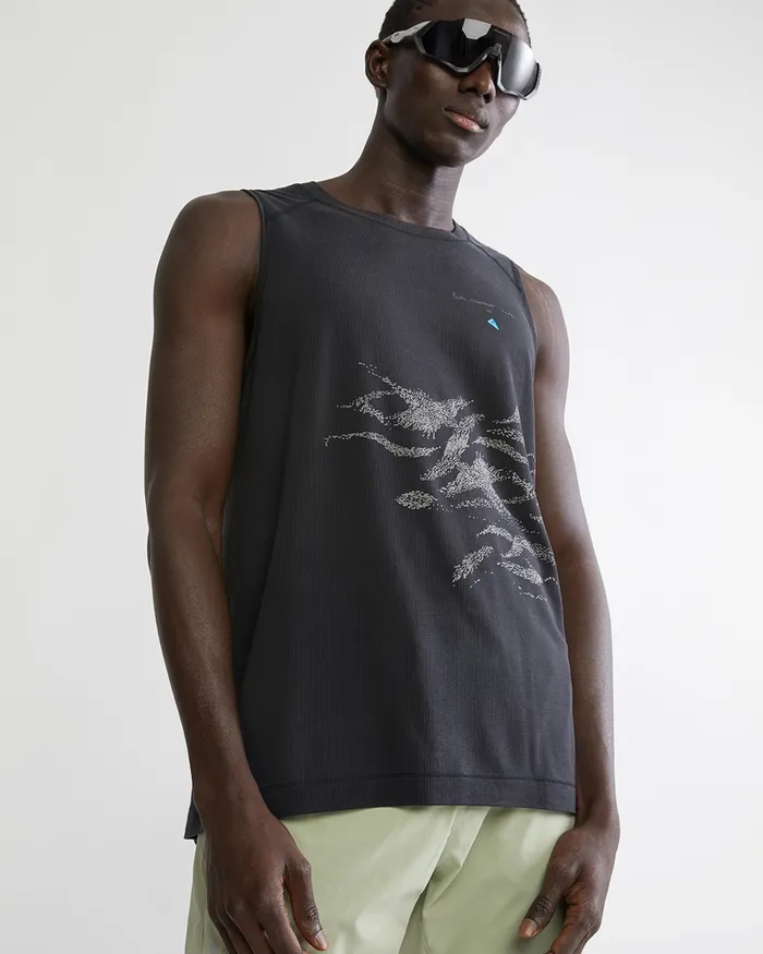 125 Lignum Britta Tanktop Britta MarakattLabba Raven Men Klttermusen TShirts