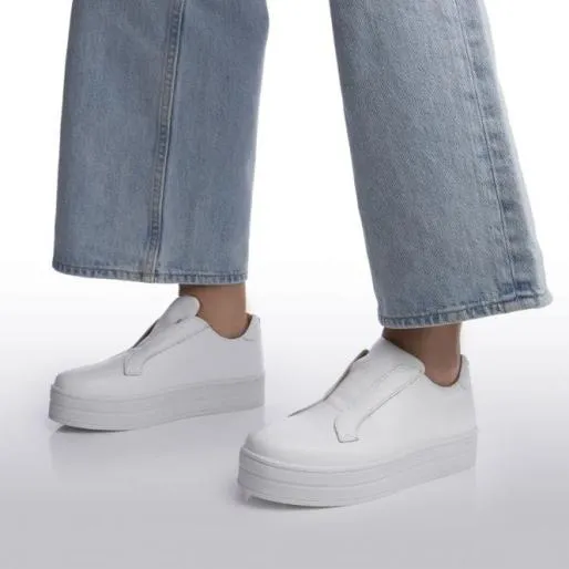 Adara White Leather Women Moda In Pelle SlipOn Trainers Adara White Leather Women Moda In Pelle SlipOn Trainers
