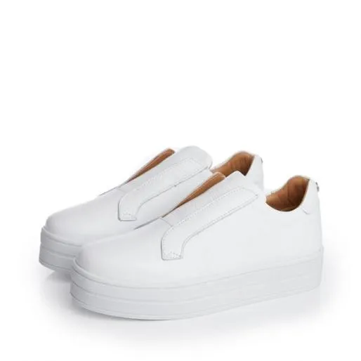 Adara White Leather Women Moda In Pelle SlipOn Trainers Adara White Leather Women Moda In Pelle SlipOn Trainers