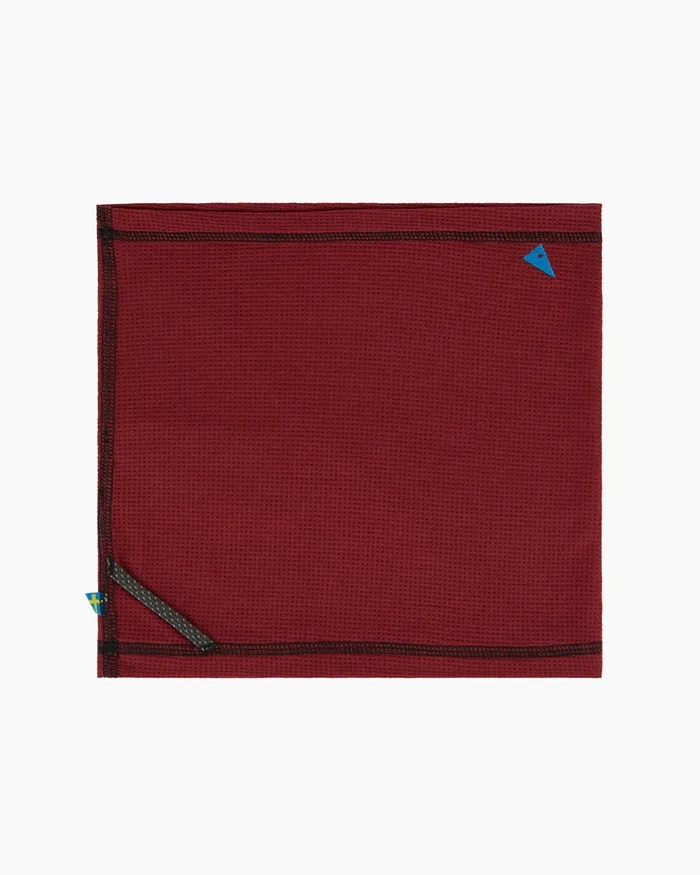 Allvis Neck Gaiter Ruby Red MenWomen Klttermusen Scarves and Neckwarmers