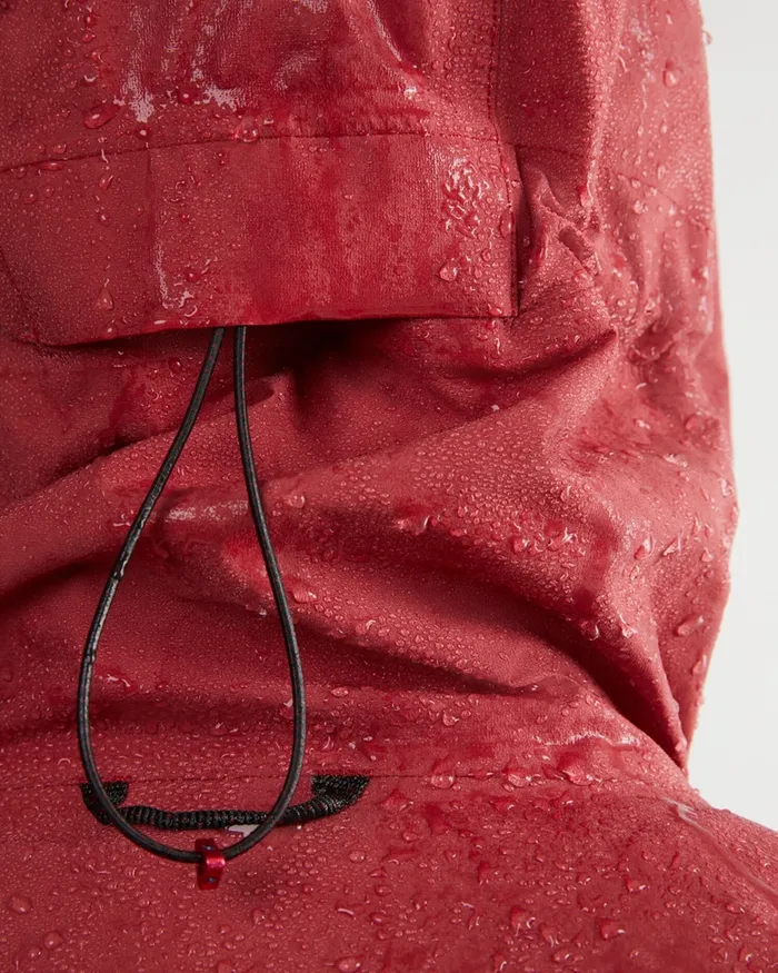 Asynja Lightweight CutanJacket Rose Red Men Klttermusen Waterproof Jackets