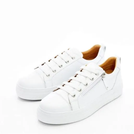 BMista White Leather Women Moda In Pelle Casual Shoes And Trainers