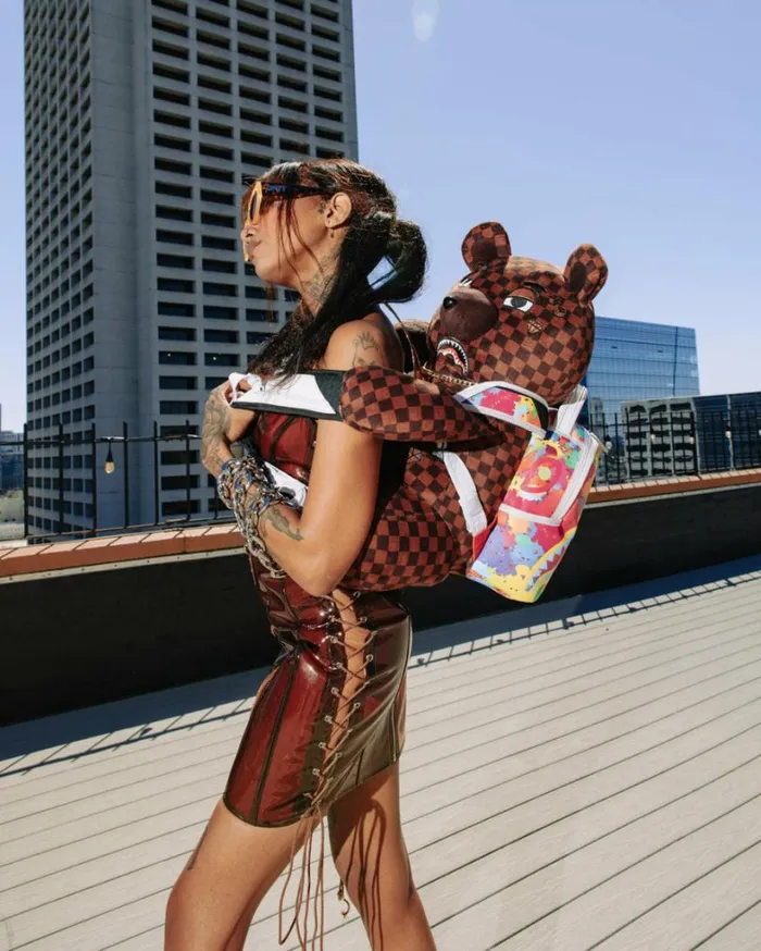 Bags SPRAYGROUND BEAR WEARING BACKPACK AS A BACKPACK