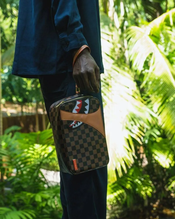 Bags SPRAYGROUND HENNY AIR TO THE THRONE TOILETRY