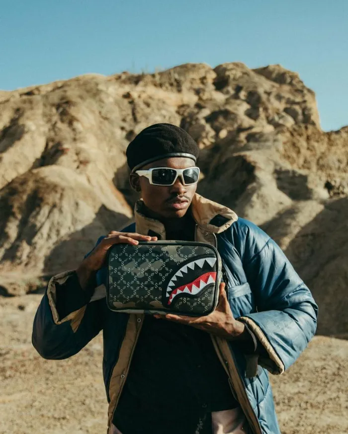 Bags SPRAYGROUND LASERS BLAZIN TOILETRY BRICKSIDE BAG