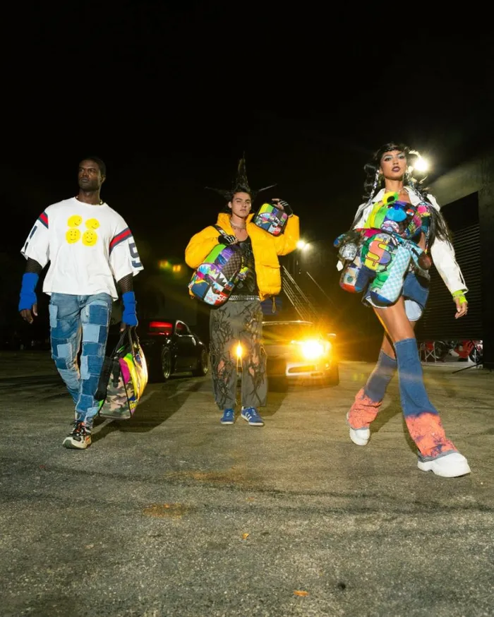 Bags SPRAYGROUND SHARK MASTERPIECES SNACKPACK