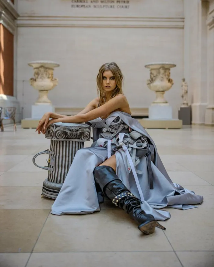 Bags SPRAYGROUND THE MET GREEK TEMPLE OF SARDIS COLUMN DUFFLE