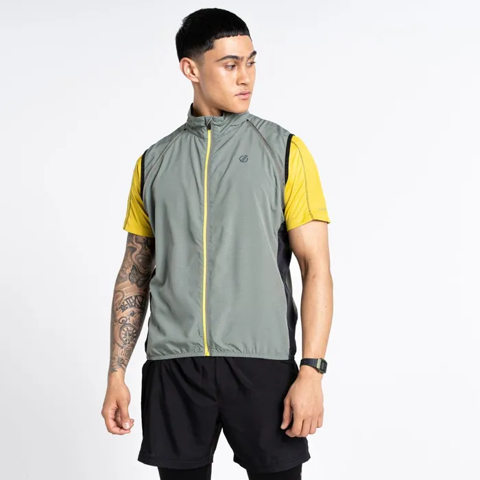 Dare 2b Lightweight Jackets Oxidate Lightweight Windshell Jacket Agave Green Black 8211 Men