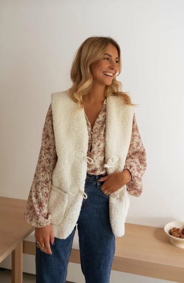 Easy Clothes Beige Lane Blouse Women039s Clothing Blouses
