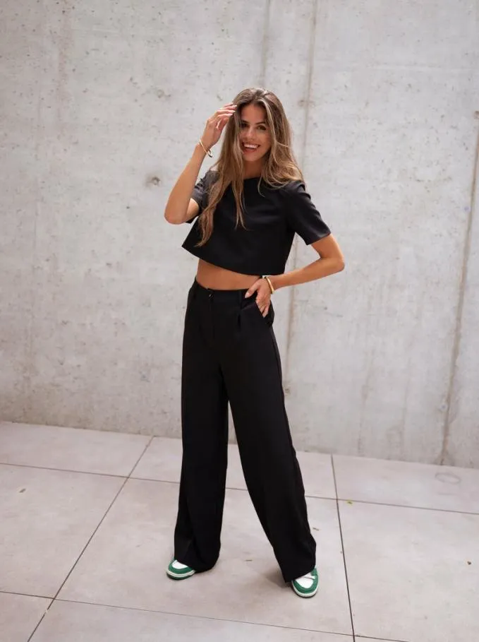 Easy Clothes Black Felyse Blouse Black Women039s Clothing Blouses Easy Clothes Black Felyse Blouse Black Women039s Clothing Blouses