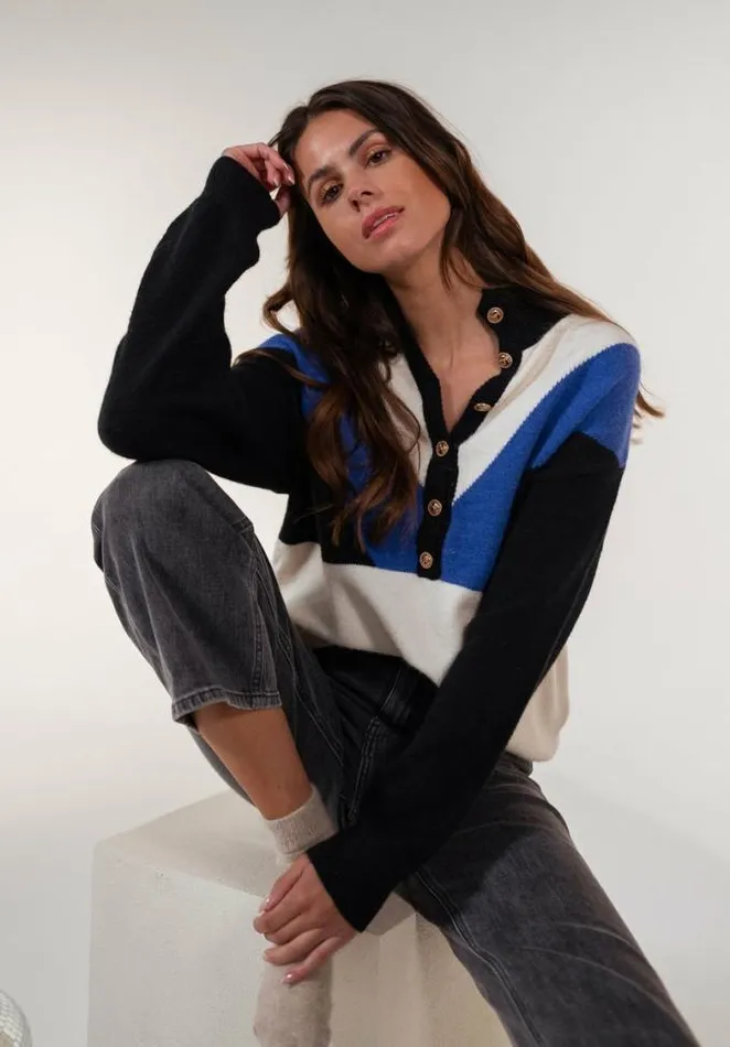 Easy Clothes Blue And Ecru Neve Sweater Blue and Ecru Women039s Clothing Sweaters Easy Clothes Blue And Ecru Neve Sweater Blue and Ecru Women039s Clothing Sweaters