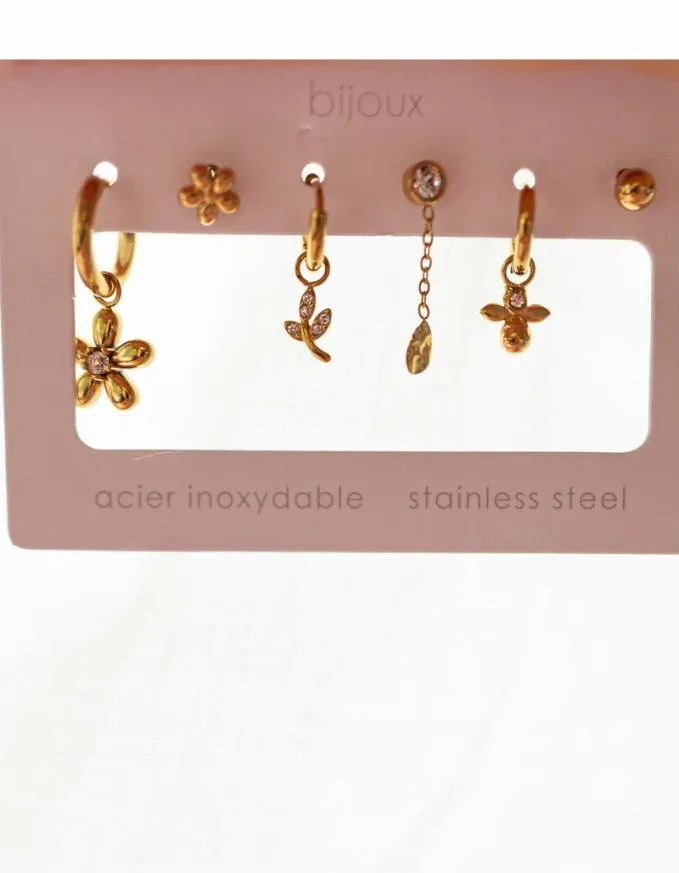 Easy Clothes Golden Abelia Earrings Jewelry and Accessories Earrings