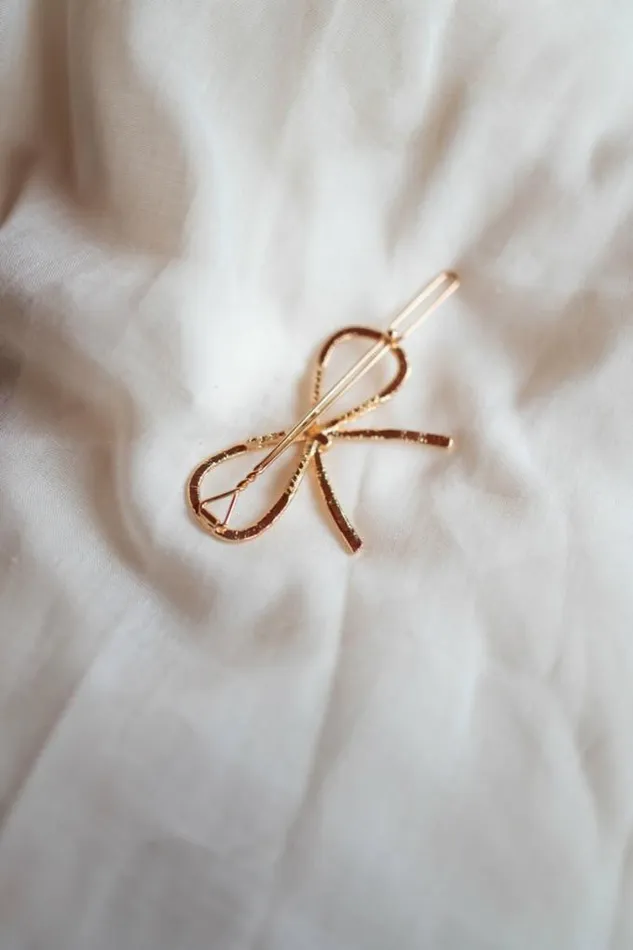 Easy Clothes Golden Arja Hair Clip Jewelry and Accessories Hair Clips Easy Clothes Golden Arja Hair Clip Jewelry and Accessories Hair Clips