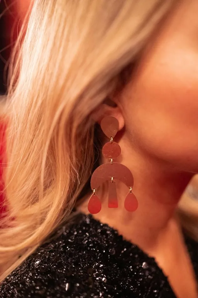 Easy Clothes Golden Lona Earrings Jewelry and Accessories Earrings