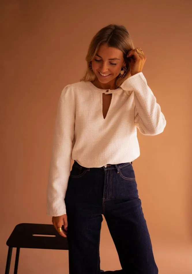 Easy Clothes Golden Nalie Earrings Jewelry and Accessories Earrings Easy Clothes Golden Nalie Earrings Jewelry and Accessories Earrings