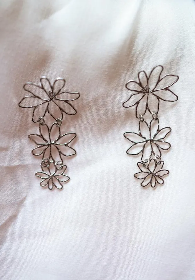 Easy Clothes Silvery Amiel Earrings Silvery Jewelry and Accessories Earrings Easy Clothes Silvery Amiel Earrings Silvery Jewelry and Accessories Earrings