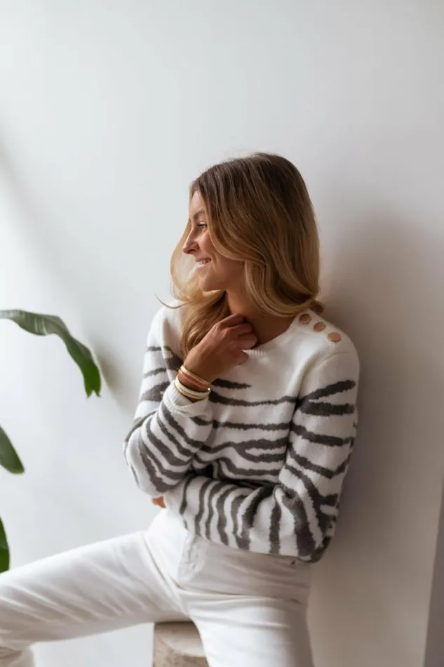 Easy Clothes White And Khaki Patterned Valley Sweater Women039s Clothing Sweaters