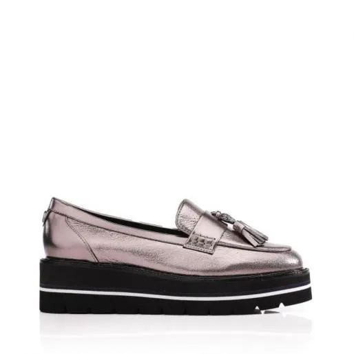Faeye Pewter Leather Women Moda In Pelle Brogues And Loafers