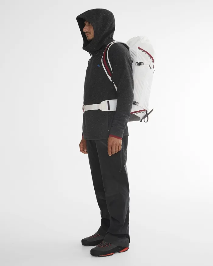 Falen Wooly Hooded Wool Sweatshirt Raven Men Klttermusen Fleeces and Sweaters