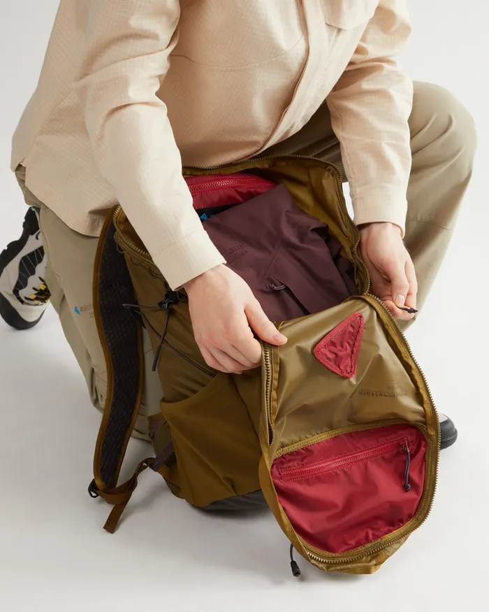 Gilling Backpack 26L Lightweight Retina Backpack 26L Raven MenWomen Klttermusen SingleDay Backpacks 1832l