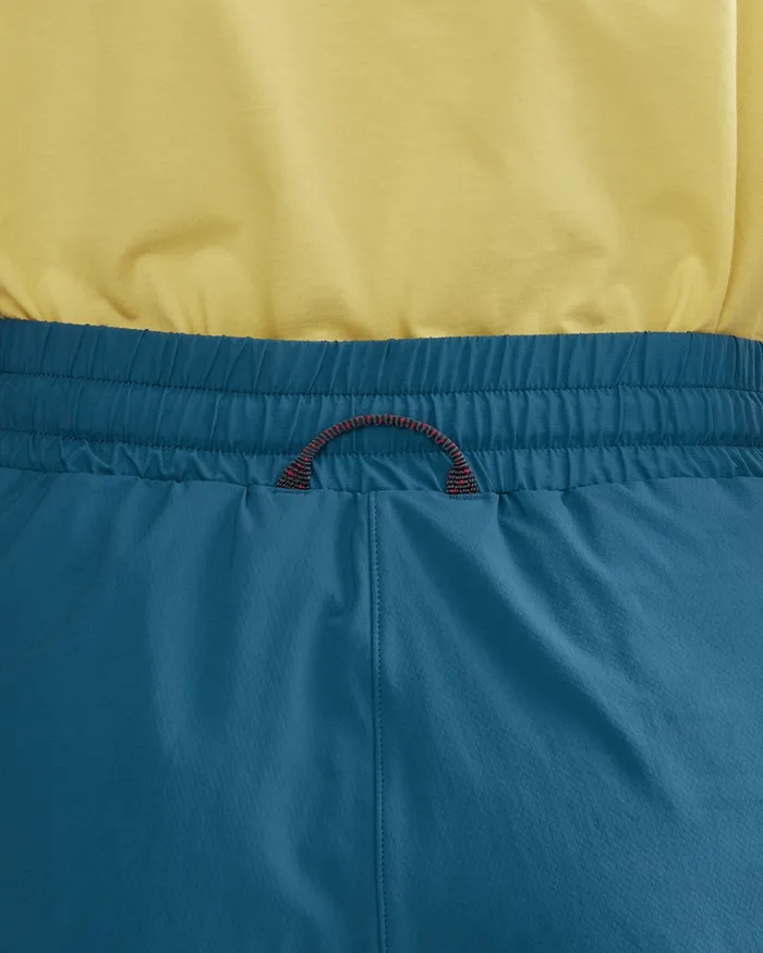 Laufey WoLightweight Shorts Madder Red Women Klttermusen Shorts