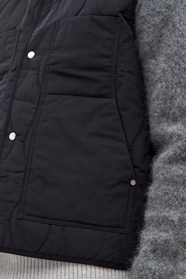 Men Norse Projects Outerwear Peter Waxed Nylon Insulated Vest Black