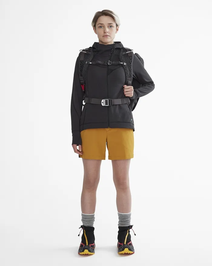 Njorun 20 Hoodie Raven Women Klttermusen Fleeces and Sweaters