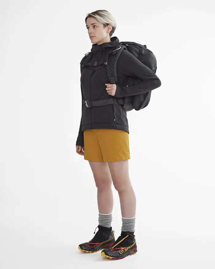 Njorun 20 Hoodie Raven Women Klttermusen Fleeces and Sweaters