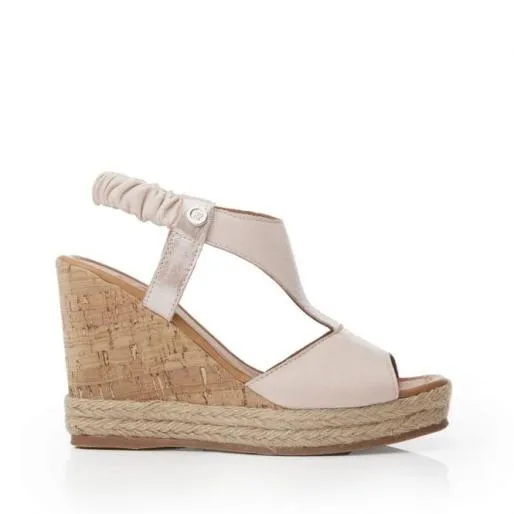 Petriya Cameo Leather Women Moda In Pelle Wedge Sandals
