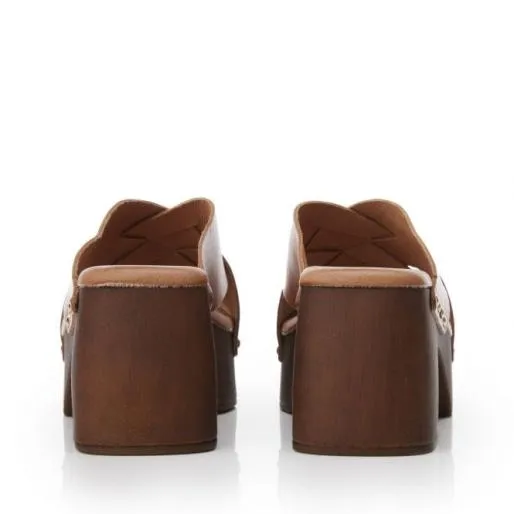 Saffron Tan Leather Women Moda In Pelle Mule Sandals