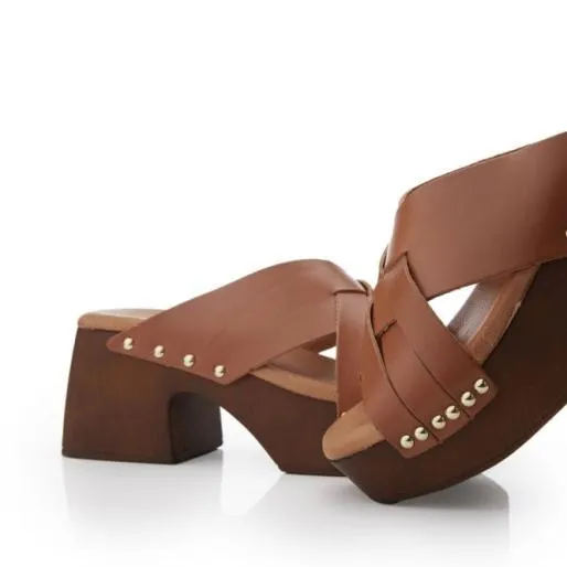 Saffron Tan Leather Women Moda In Pelle Mule Sandals