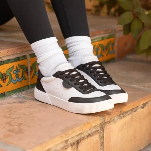 Shoes Women REEF Lay Day Seas Blackwhite Leather