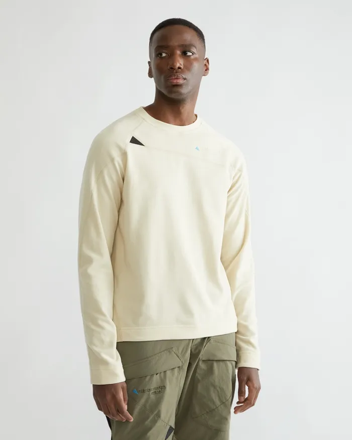 Sigyn Crew Sweater Raven Men Klttermusen Fleeces and Sweaters