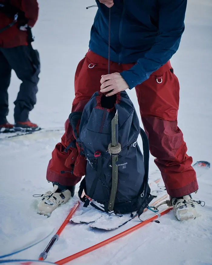 Ull Alpine Lightweight Backpack 20L Raven MenWomen Klttermusen SingleDay Backpacks 1832l Ull Alpine Lightweight Backpack 20L Raven MenWomen Klttermusen SingleDay Backpacks 1832l