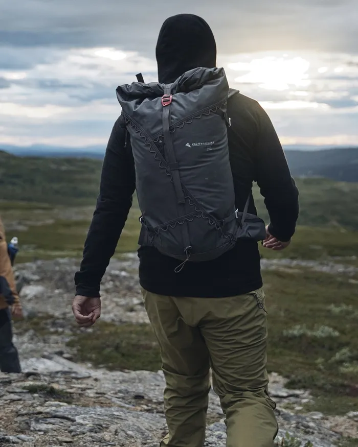 Ull Alpine Lightweight Backpack 30L Silver Creme MenWomen Klttermusen Lightweight Backpacks