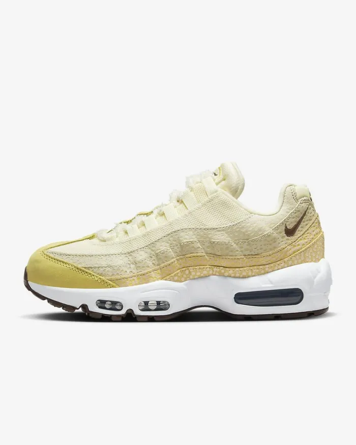 Women Air Max 95 Alabastercoconut Milkwhiteearth Nike Lifestyle