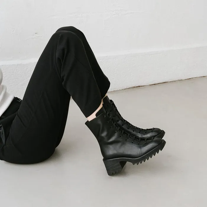 Women Ankle Boots Lowboots Jonak Boots With Notched Soles And Laces