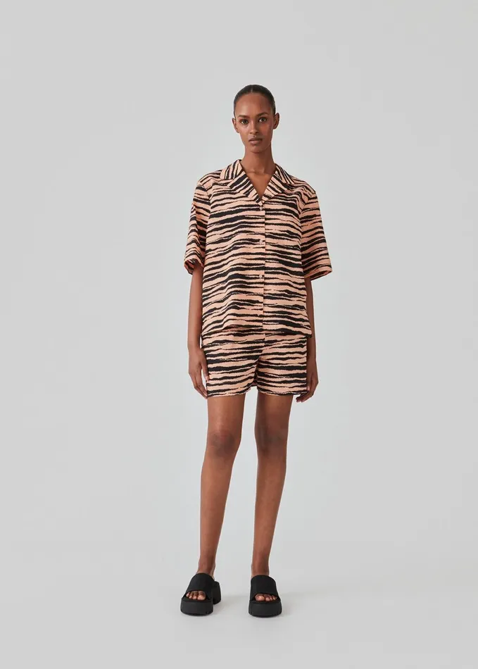 Women DasiaMD Print Shirt Tiger Peach Modstrm Shirts Women DasiaMD Print Shirt Tiger Peach Modstrm Shirts