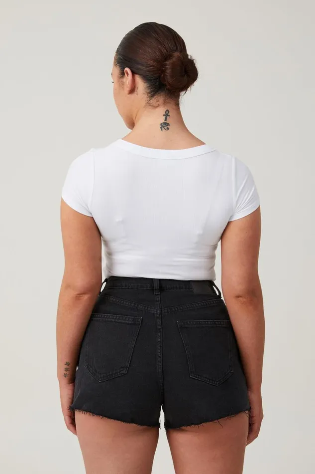 Women Jeans Cotton On Curvy High Mom Denim Short Graphite Black
