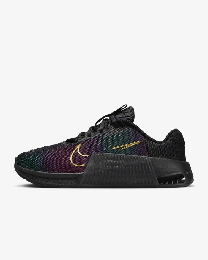 Women Metcon 9 Prm Blackfireberrymetallic Gold Nike Training And Gym