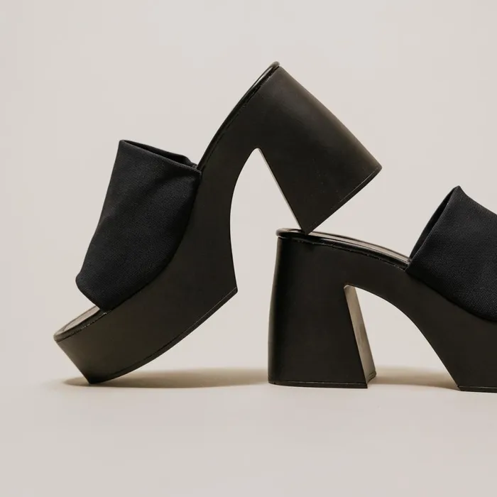 Women Mules Clogs Jonak Open Toe Mules And Platforms
