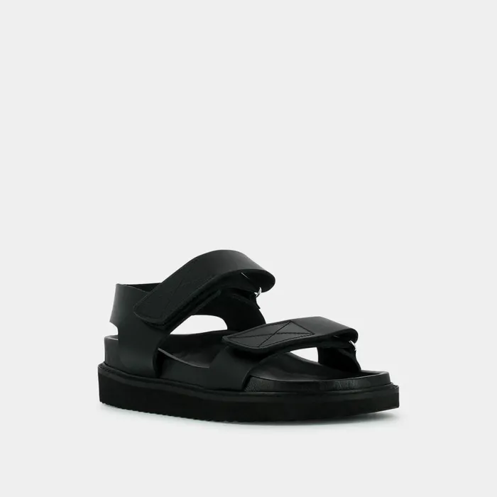 Women Sandals Jonak Thick Straps And Platform Sandals
