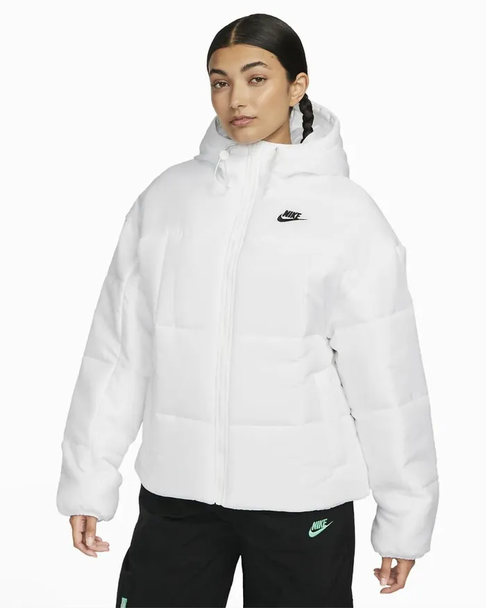 Women Sportswear Classic Puffer Whiteblack Nike Jackets